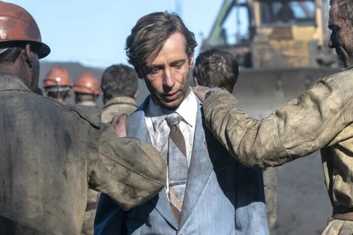 5-minisseries-aclamadas-que-voce-precisa-assistir-na-hbo-max