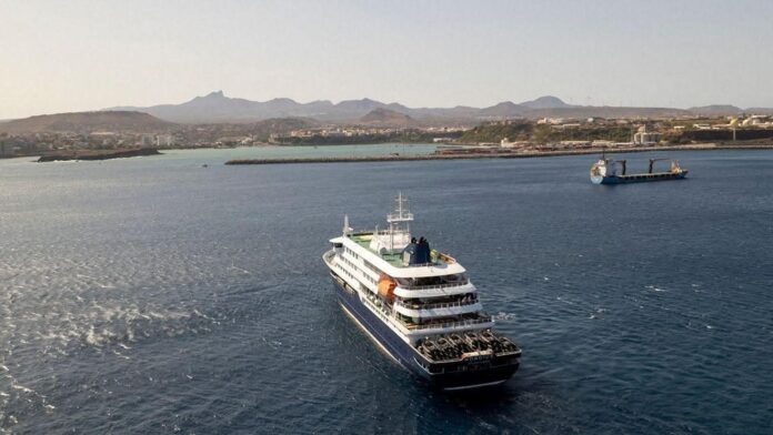 oms-sobre-criticas-em-tenerife-por-navio-com-hantavirus:-“nao-e-covid”