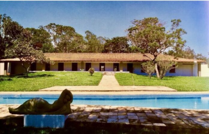 casa-niemeyer-–-o-recanto-do-arquiteto