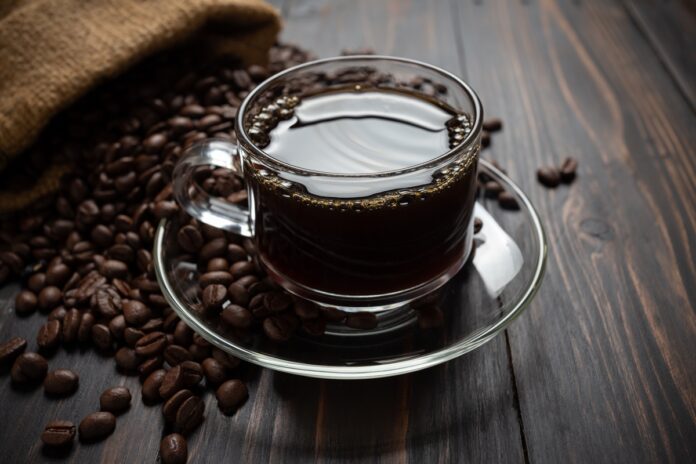 cafeina-pode-restaurar-memoria-afetada-pela-falta-de-sono,-diz-estudo