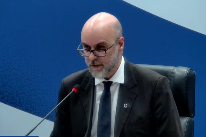 “importante-observar-a-politizacao-em-saude”,-alerta-diretor-presidente-da-anvisa