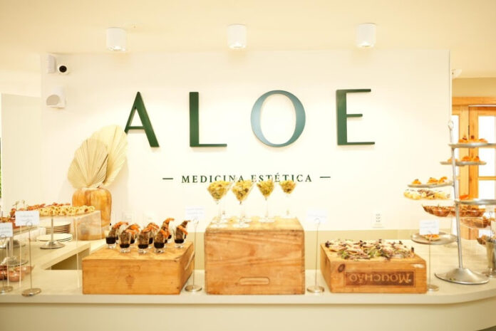claudia-salomao-recebe-convidadas-para-tarde-exclusiva-na-clinica-aloe-medicina