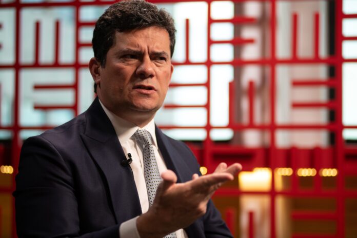 moro-sai-em-defesa-de-flavio-bolsonaro,-ataca-pt-e-pede-cpi-do-master