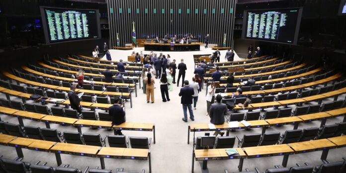 camara-aprova-pl-que-limita-punicoes-da-justica-eleitoral-a-partidos