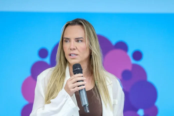 celina-enfrenta-ibaneis-e-mdb:-“herdei-um-rombo-bilionario-nas-contas-publicas”