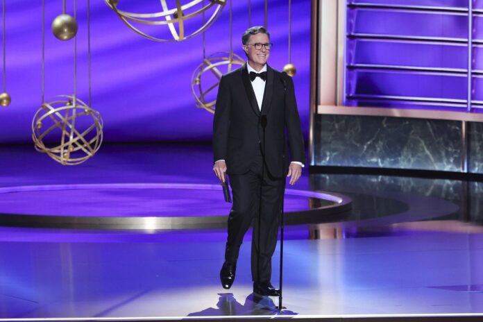 the-late-show-chega-ao-fim-apos-criticas-de-stephen-colbert-a-trump