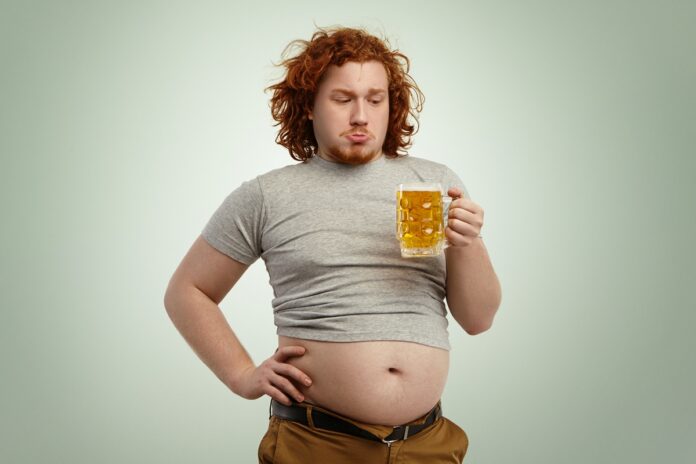 barriga-de-chopp-pode-indicar-risco-silencioso.-saiba-qual-e