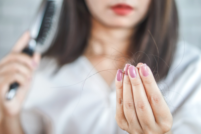anticoncepcionais-podem-causar-queda-de-cabelo?-entenda-a-relacao