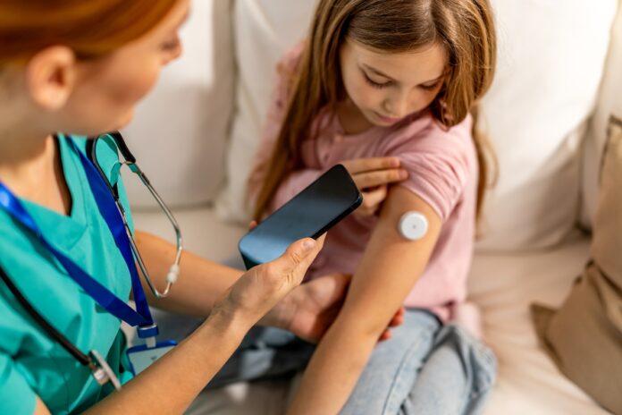 tecnologia-para-diabetes-pode-causar-problemas-de-pele-em-criancas