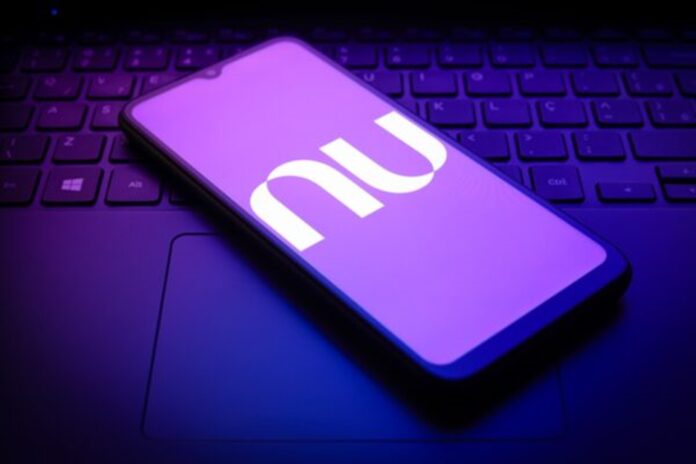 fundadora-do-nubank-chama-de-“bizarro”-alerta-falso-sobre-liquidacao