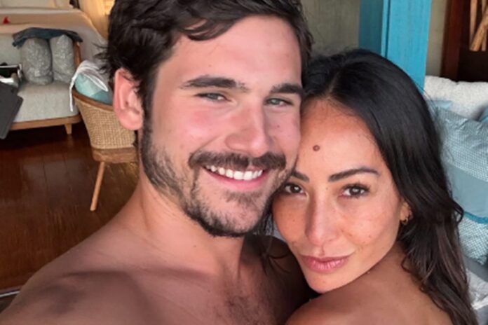 veja-video-do-anuncio-de-gravidez-de-sabrina-sato-e-nicolas-prattes