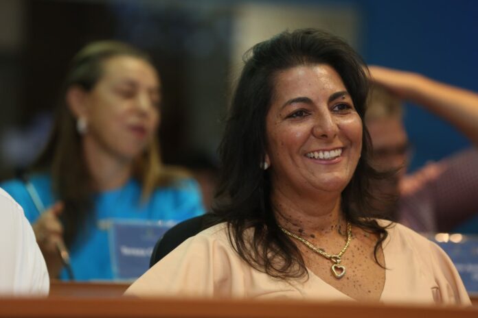 reeleicao-com-ampla-maioria-fortalece-lideranca-de-adriana-resende-no-crea-df
