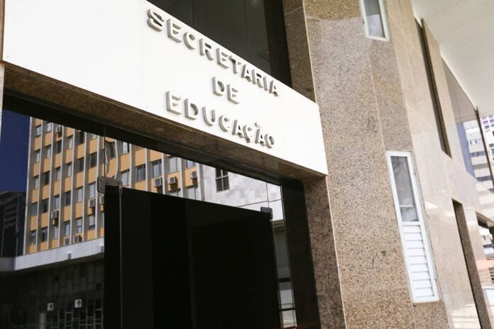 secretaria-de-educacao-do-df-endurece-regras-para-troca-e-remanejamento-de-terceirizados-nas-escolas