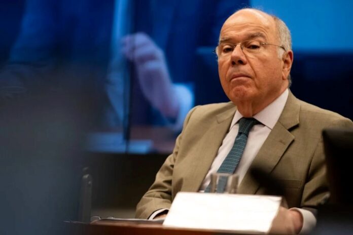 comissao-aprova-convocacao-de-vieira-por-resposta-sobre-pcc-e-cv