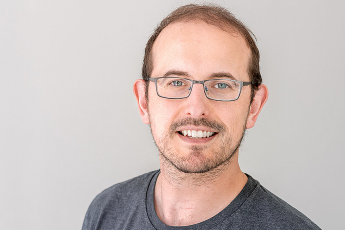 cientista-brasileiro-e-premiado-por-estudo-sobre-tratamento-de-cancer