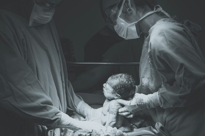 falta-de-acesso-a-analgesicos-faz-com-que-gestantes-escolham-cesariana