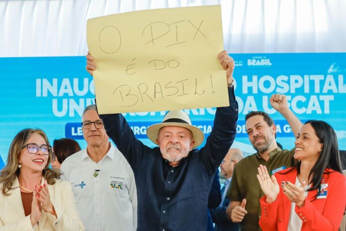 “ninguem-vai-mudar-o-nosso-pix”,-diz-lula-apos-tarifaco