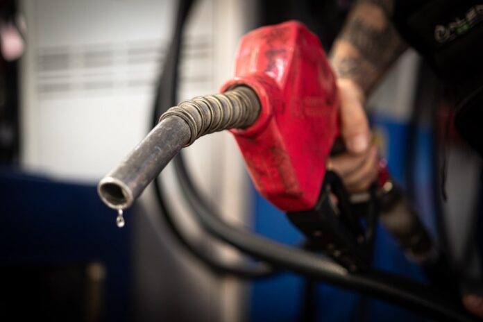 gasolina-com-mais-etanol-chega-aos-postos:-o-que-muda-para-o-motorista