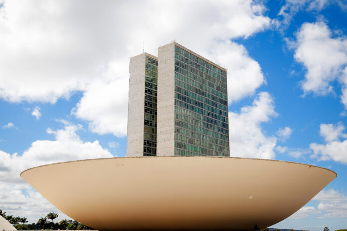 icl-defende-cerco-integrado-ao-crime-organizado-e-avanco-de-leis-para-fechar-brechas-no-mercado-de-combustiveis