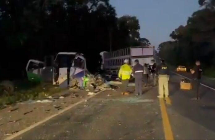 duas-criancas-estao-entre-vitimas-de-acidente-com-23-mortos-no-pr