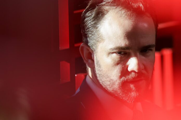 durigan:-inflacao-vem-da-guerra-eua-x-ira-“apoiada-pelo-bolsonarismo”