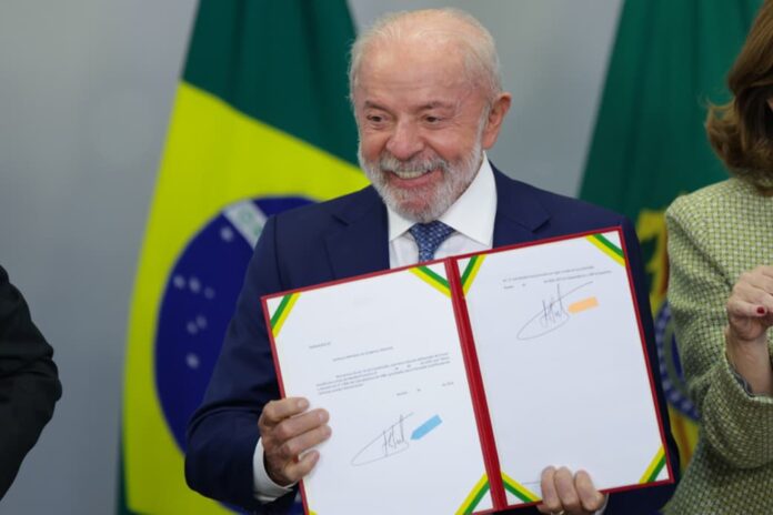 lula-cria-o-sicx,-novo-sistema-de-compra-expressa-do-governo;-entenda