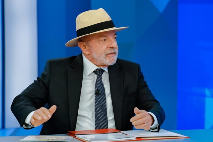 campanha-de-lula-responde-sobre-fotos-com-roberta-luchsinger-e-nega-relacao