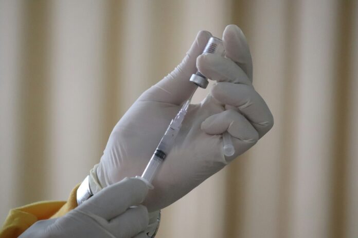 apos-morte-por-difteria-na-italia,-medicos-reforcam-importancia-da-vacina