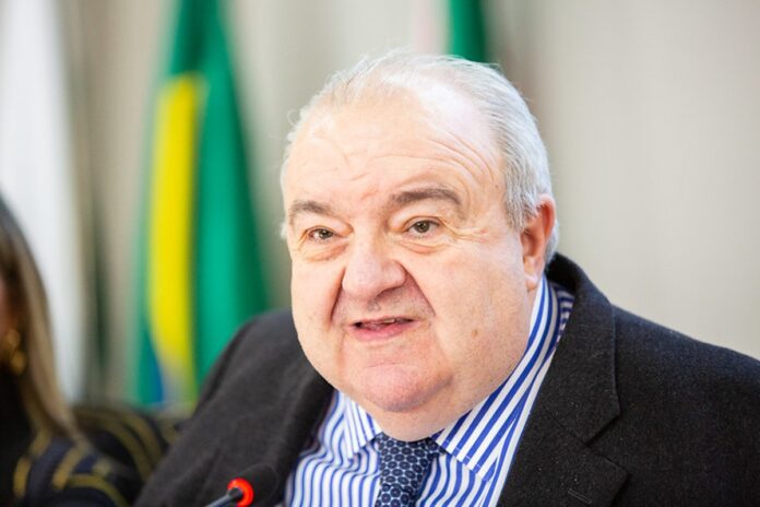 rafael-greca-(mdb)-e-internado-apos-queda-durante-evento-de-campanha
