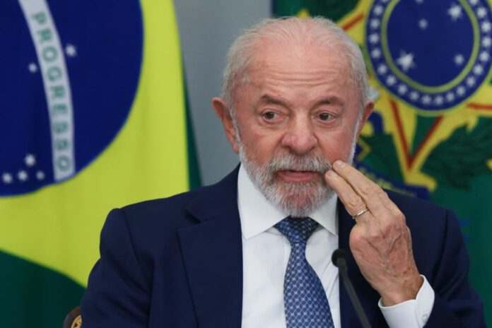 taxa-das-blusinhas:-governo-quer-reavaliar-impacto-da-medida-a-cada-6-meses