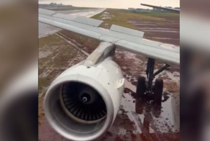 aviao-da-latam-com-151-a-bordo-sai-da-pista-apos-derrapar-em-pouso-no-pr