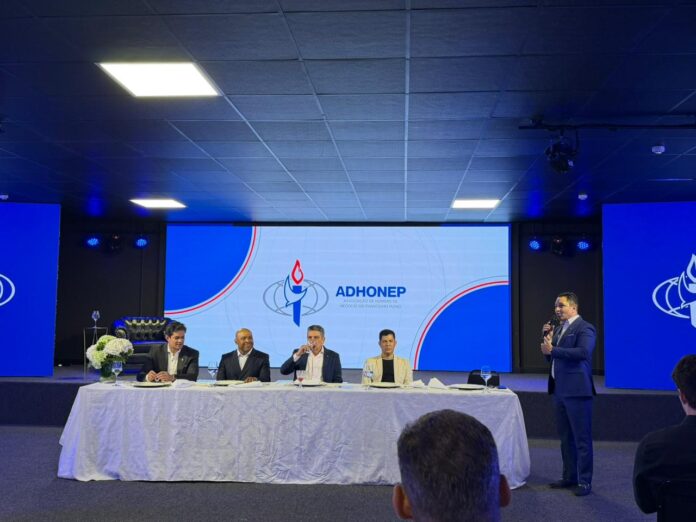 muito-alem-de-um-encontro-de-empresarios:-adhonep-reune-liderancas-em-noite-de-relacionamento,-fe-e-proposito-|-delio-andrade