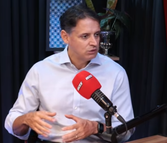 df-tem-65%-de-alfabetizacao-na-idade-certa-e-mira-100%