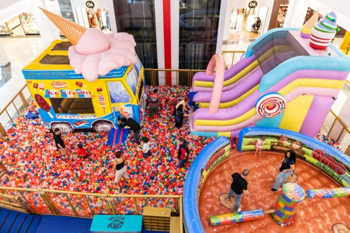 taguatinga-shopping-recebe-magic-ice-cream-com-universo-dos-sorvetes-e-inflavel-de-seis-metros