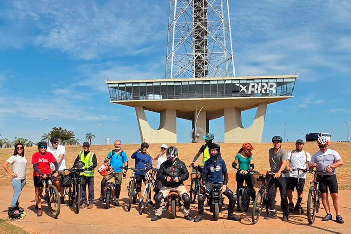 servidores-da-cldf-promovem-pedalada-em-apoio-ao-dia-mundial-sem-carro