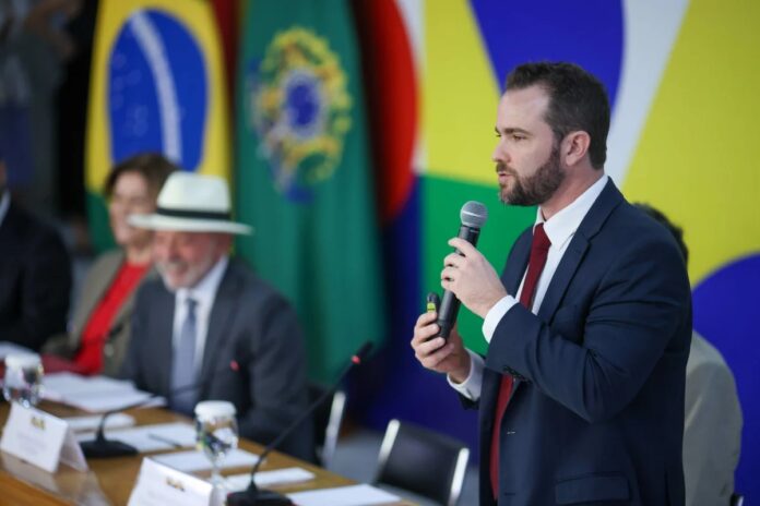 governo-vai-chamar-clubes-para-medir-impacto-do-fim-das-bets-no-futebol