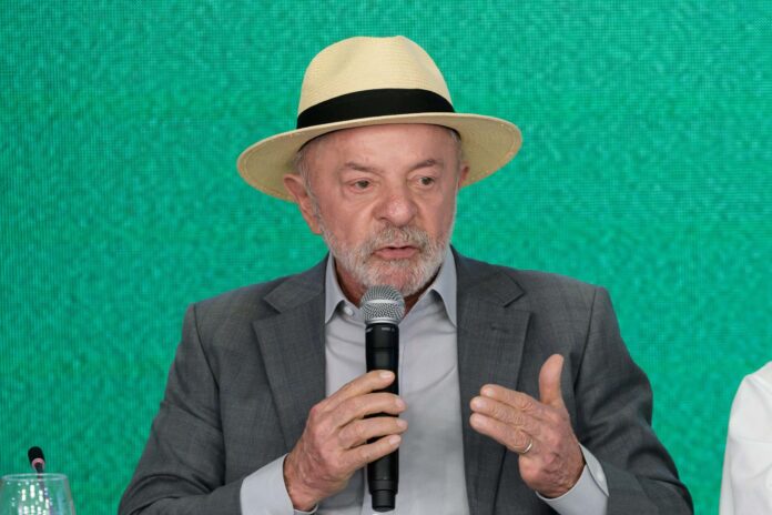 “quem-quiser-ser-ministro-do-stf-nao-pode-querer-ser-rico”,-diz-lula