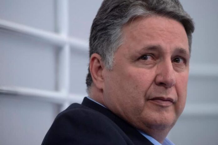 tre-rj-remete-julgamento-da-candidatura-de-garotinho-ao-tse-e-pede-urgencia