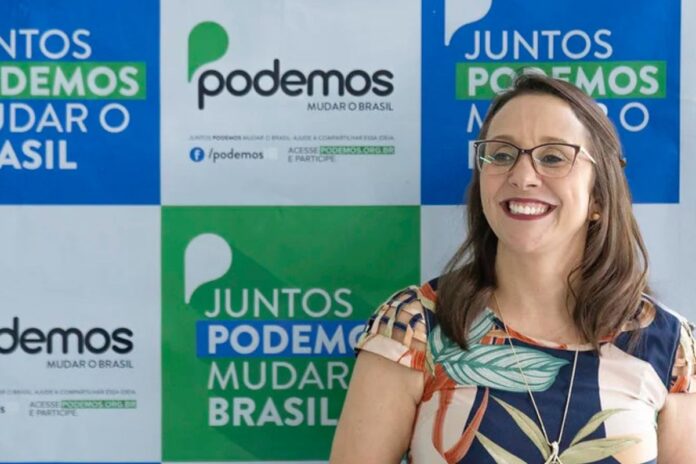 podemos-deve-se-reunir-com-flavio-bolsonaro-e-confirmar-apoio-nesta-quinta
